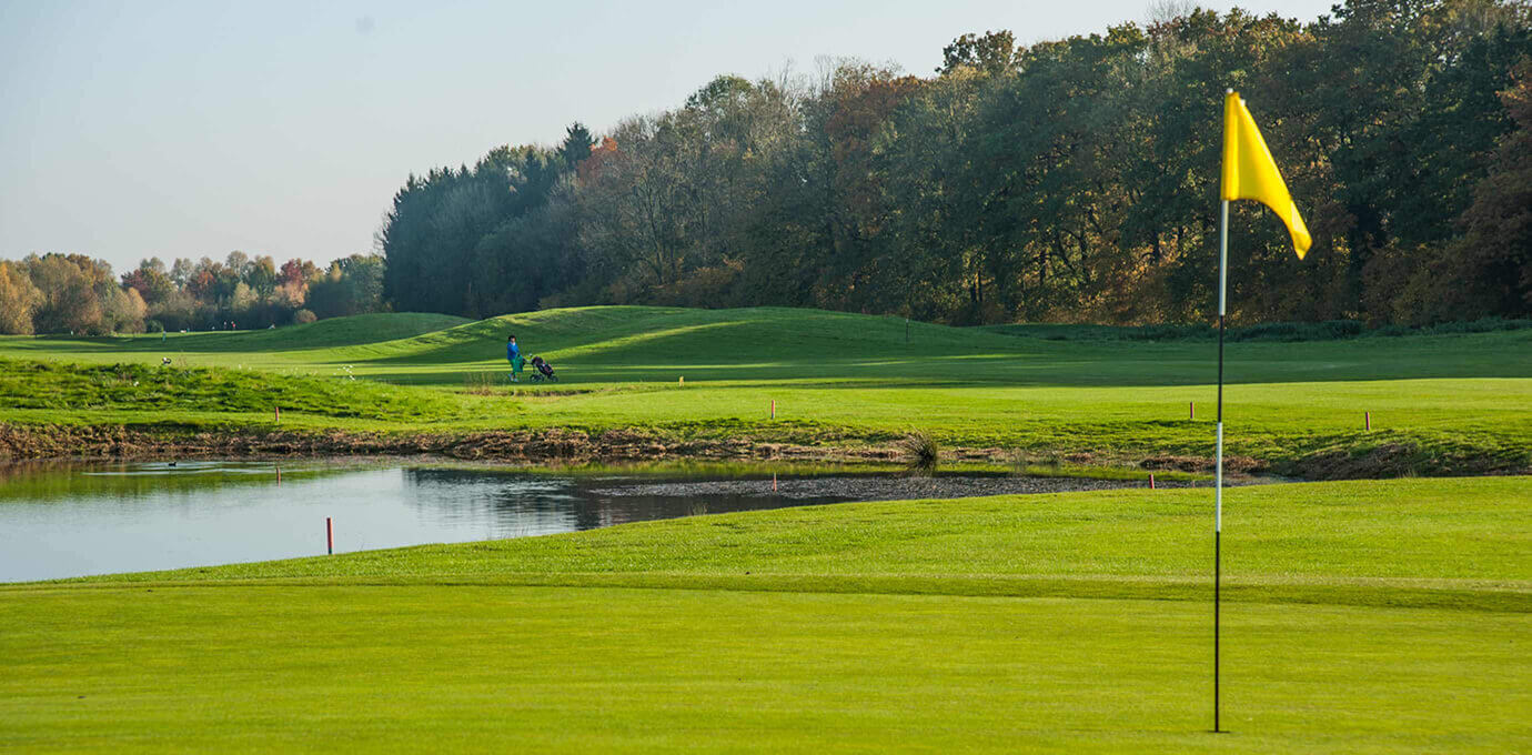 Lochfahne des Golfclubs Münster Tinnen